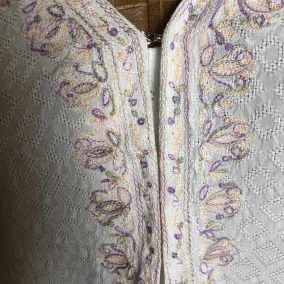 NWOT Boho embroidered top - Picture 12 of 16